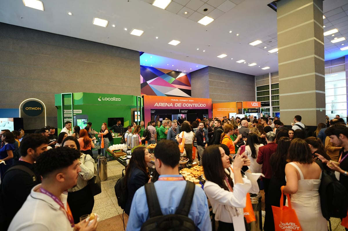 Arena de conexões do Travel Connect foi projetada para maximizar interações, com áreas de lounge, coffee breaks próximos aos estandes e horários dedicados para visitas.