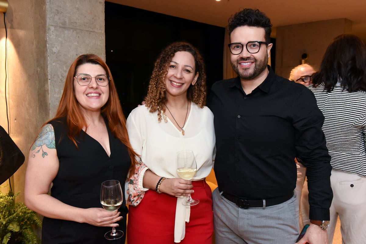 Tânia Silveira (Total Express), Camila Bon (Tecnisa) e Fagner Miranda (VOLL)